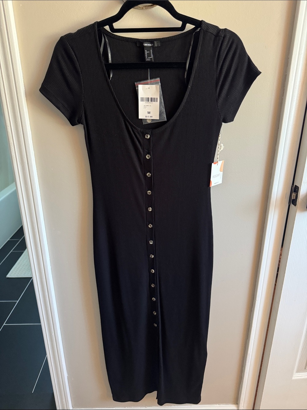 Forever21 Black Short-Sleeve Ribbed Button-Front Midi Dress